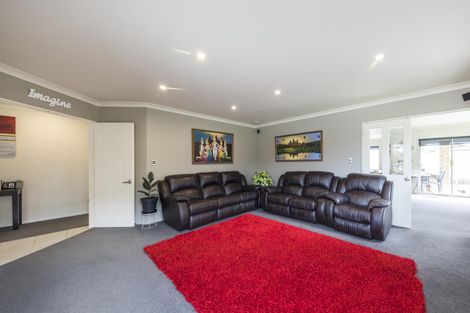 Photo of property in 9 Dryden Court, Kelvin Grove, Palmerston North, 4414