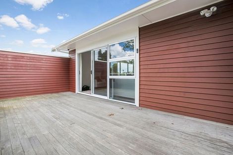 Photo of property in 1 Mchardy Place, Glenfield, Auckland, 0627