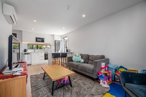 Photo of property in 1/16 Parson Lane, Papatoetoe, Auckland, 2025