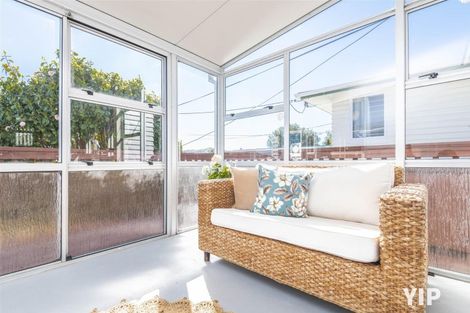 Photo of property in 102 Helston Road, Paparangi, Wellington, 6037