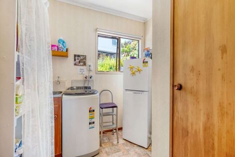 Photo of property in 24 Bay View Road, Cable Bay, 0420