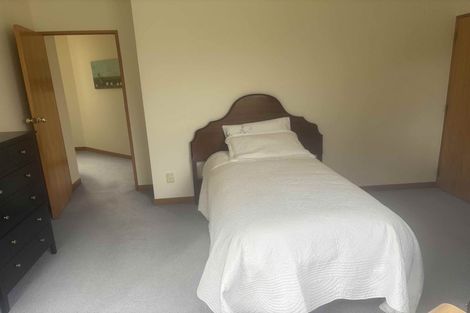 Photo of property in 19 George Gee Drive, Korokoro, Lower Hutt, 5012