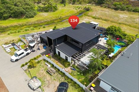 Photo of property in 134 Coast Boulevard, Papamoa Beach, Papamoa, 3118