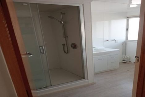Photo of property in 4a Kent Crescent, Awapuni, Palmerston North, 4412