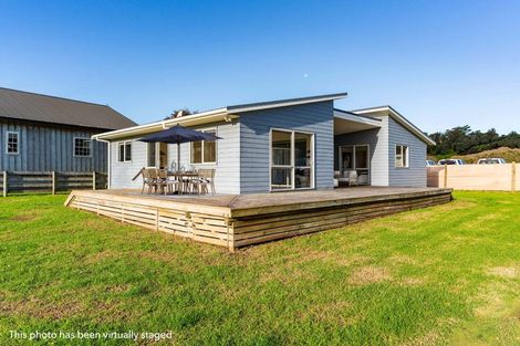 Photo of property in 4b Beachcomber Road, Mangawhai Heads, Mangawhai, 0505