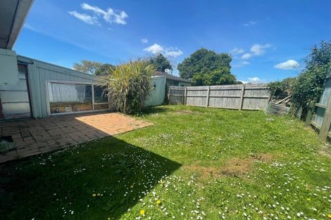Photo of property in 1/29 Becker Drive, Weymouth, Auckland, 2103