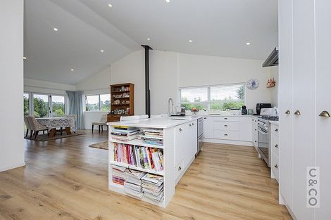 Photo of property in 231 Taiapa Road, Muriwai, Waimauku, 0881