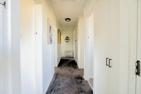 Photo of property in 17 Cross Street, Milton, 9220