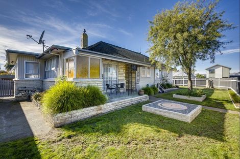 Photo of property in 1240 Cunningham Crescent, Mayfair, Hastings, 4122