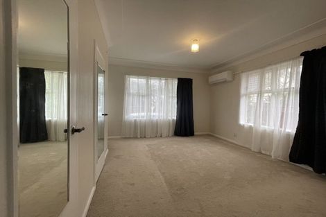 Photo of property in 1/143 Shakespeare Road, Milford, Auckland, 0620
