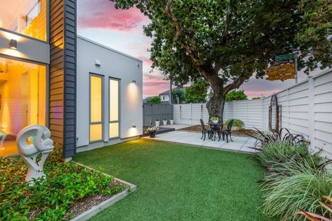 Photo of property in 89 Woburn Road, Woburn, Lower Hutt, 5010