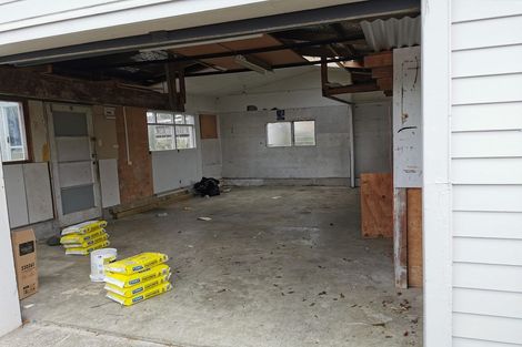 Photo of property in 20 Beeston Crescent, Manurewa, Auckland, 2102