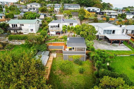 Photo of property in 11 Mount View Place, Spotswood, New Plymouth, 4310