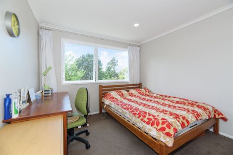 Photo of property in 23 Malters Place, Browns Bay, Auckland, 0630
