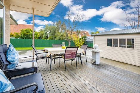 Photo of property in 102 Charlotte Crescent, Mayfair, Hastings, 4122