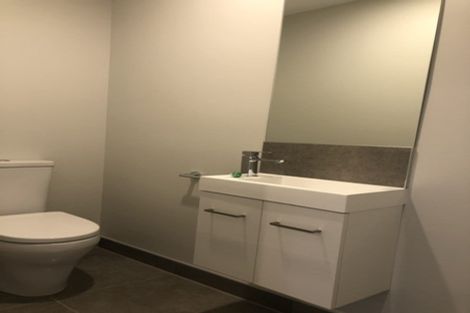 Photo of property in 35 Nobilo Road, Kumeu, 0810