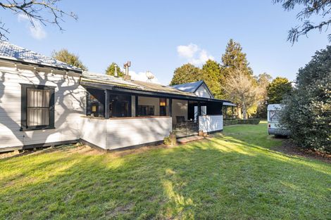 Photo of property in 832 Mako Mako Road, Pahiatua, 4983