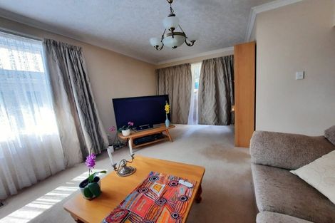 Photo of property in 12 Mangaroa Hill Road, Maoribank, Upper Hutt, 5018