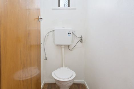 Photo of property in 41 St Leonards Road, Kelston, Auckland, 0602