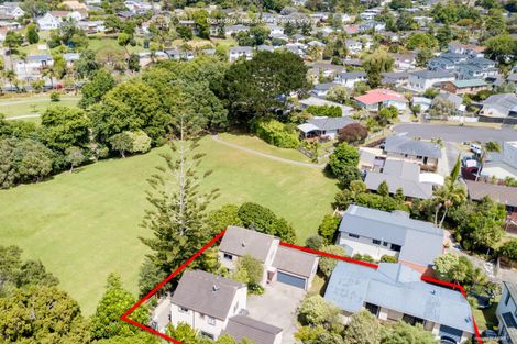 Photo of property in 1/24 Merton Avenue, Glenfield, Auckland, 0627