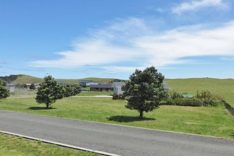 Photo of property in 10 Sunset Drive, Baylys Beach, Dargaville, 0377