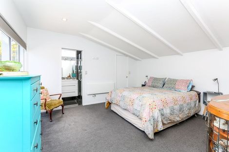 Photo of property in 31 Weymouth Street, New Plymouth, 4310