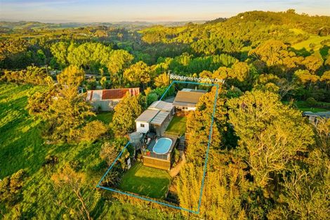 Photo of property in 9 Hamilton Road, Waimauku, 0881