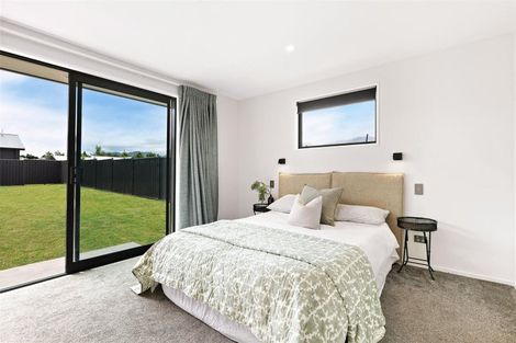 Photo of property in 18 Sentinel Drive, Lake Hawea, Wanaka, 9382