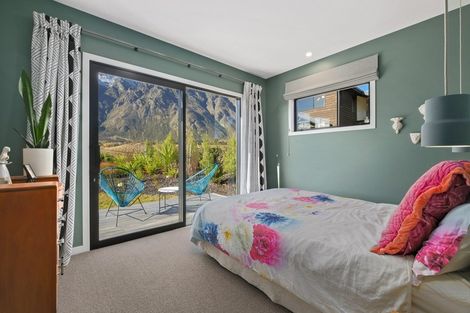 Photo of property in 4 Wanderer Lane, Jacks Point, Queenstown, 9371