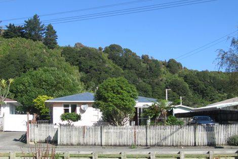 Photo of property in 680 Main Road North, Te Marua, Upper Hutt, 5018