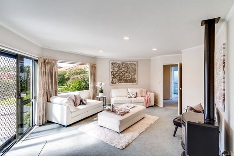 Photo of property in 89 Kensington Drive, Taradale, Napier, 4112