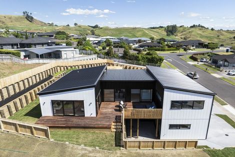 Photo of property in 12 Bob Carter Place, Welcome Bay, Tauranga, 3175