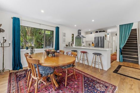 Photo of property in 296 Motutara Road, Muriwai, Waimauku, 0881