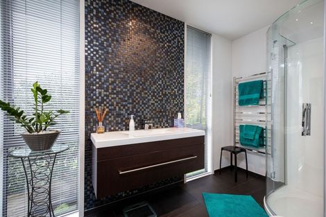 Photo of property in 9 Standish Street, New Plymouth, 4310