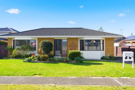 Photo of property in 6a Compton Place, Mount Maunganui, 3116