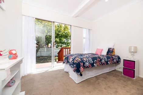 Photo of property in 1/29 Humphrey Kemp Avenue, Henderson, Auckland, 0612