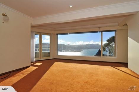 Photo of property in 62a Palliser Road, Roseneath, Wellington, 6011