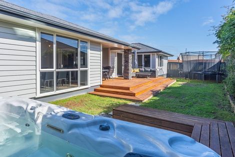 Photo of property in 3 Barbaras Way, Waikanae Beach, Waikanae, 5036