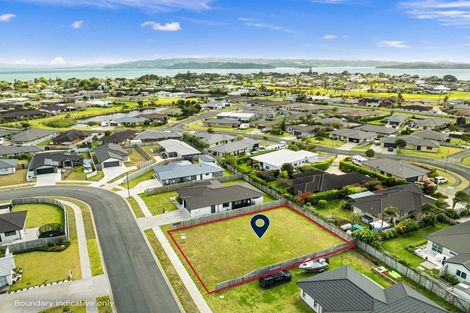 Photo of property in 26 Saint Michael Crescent, One Tree Point, 0118