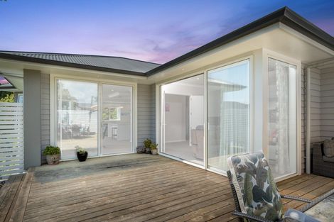 Photo of property in 31 Kayelene Place, Omokoroa, 3114