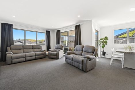 Photo of property in 1 Antrim Glade, Welcome Bay, Tauranga, 3175