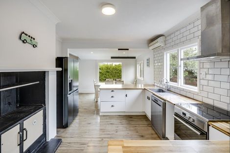 Photo of property in 6 Forward Street, Greenmeadows, Napier, 4112