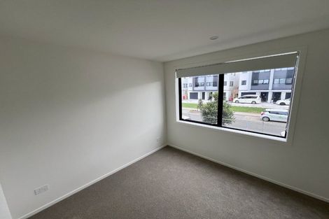 Photo of property in 5/21 Makomako Drive, Orewa, 0931