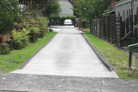 Photo of property in 1/150 Weatherly Road, Torbay, Auckland, 0630