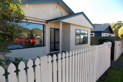 Photo of property in 10 Fernlea Avenue, Karori, Wellington, 6012