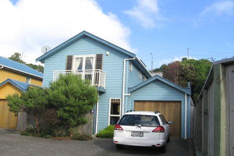 Photo of property in 15a Petherick Crescent, Johnsonville, Wellington, 6037