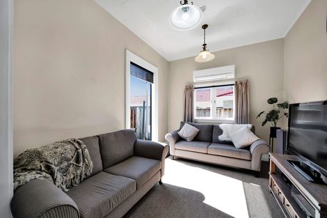 Photo of property in 9 Regent Street, Hawera, 4610