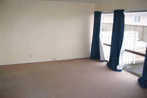 Photo of property in 2/8 Cornwall Road, Mangere, Auckland, 2022
