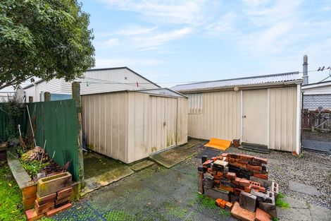 Photo of property in 16 Hessey Street, Masterton, 5810