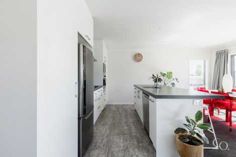 Photo of property in 47 Dunkeld Drive, Papamoa, 3118